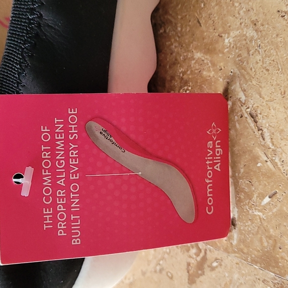 Comfortiva Align black nubuck Leather slip on shoes. NWT, size 8.5 - Picture 5 of 6